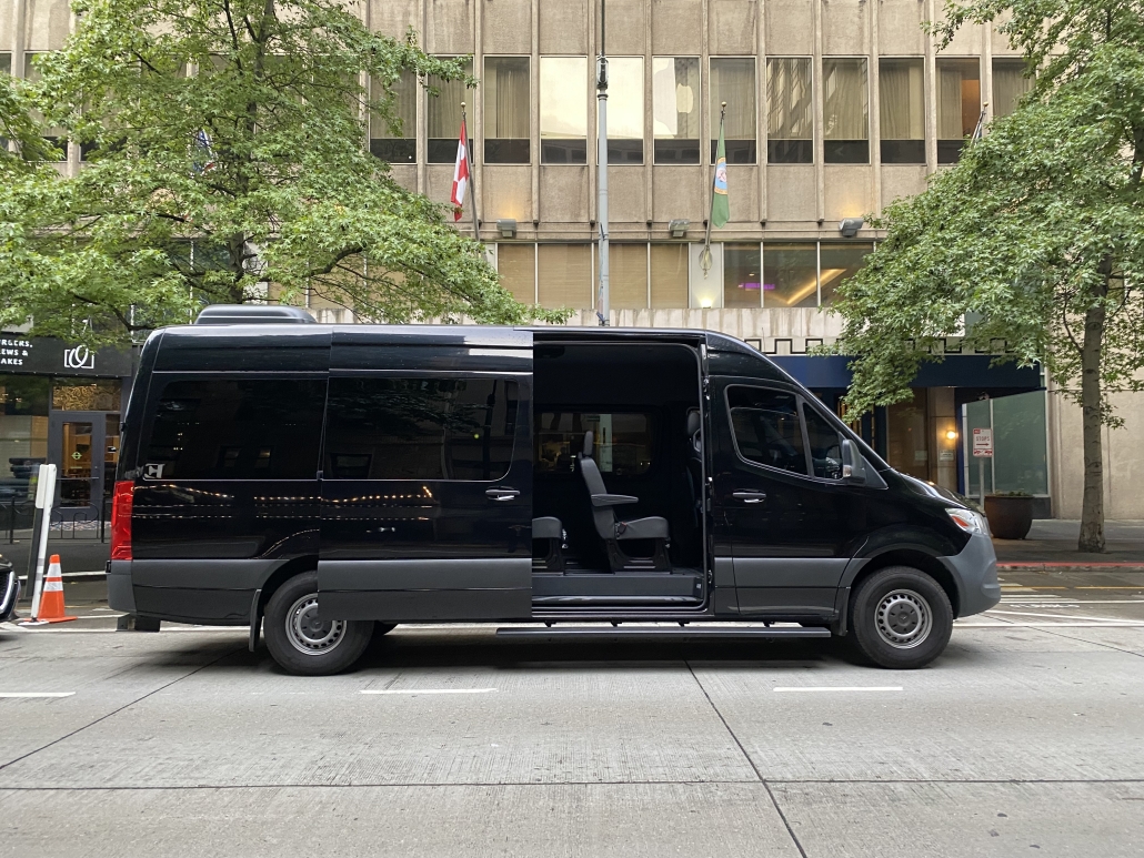 Private car service and area tour van Seattle